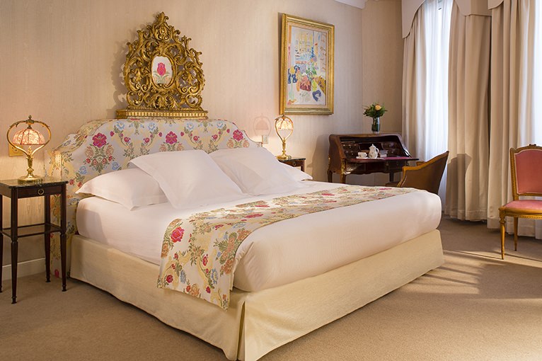 negresco-hotel-rooms-suites